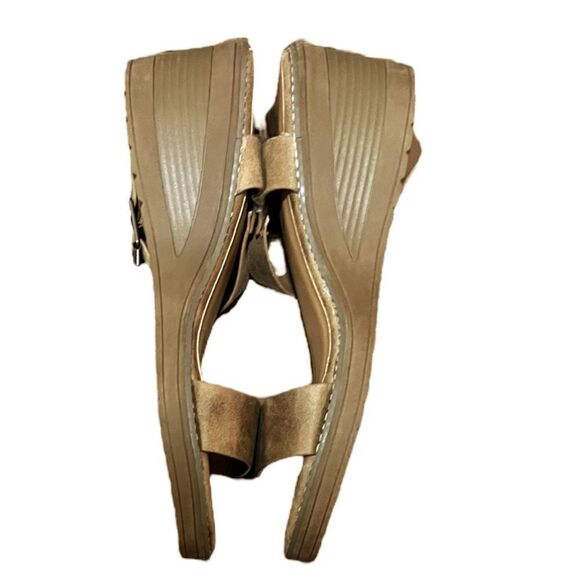 B-52 by Bullboxer Dalia Sandals in Fawn - Picture 6 of 10